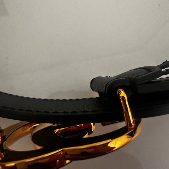 Authentic Gucci belt new never worn measures 32”| 1.5” wide - Picture 10 of 16